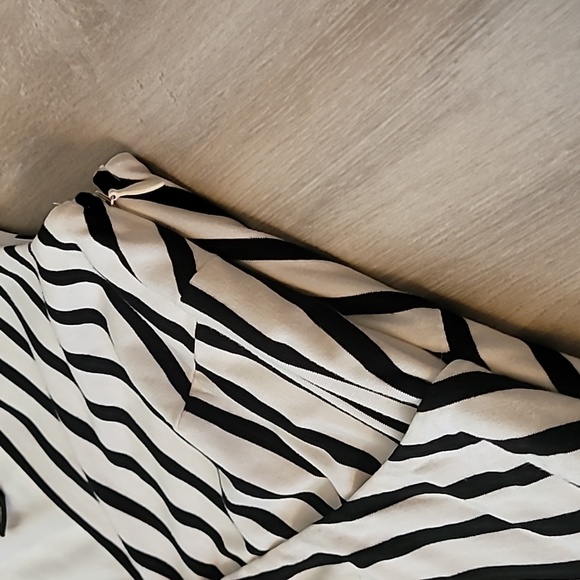 EUC WHBM dress size 6 - Picture 5 of 8